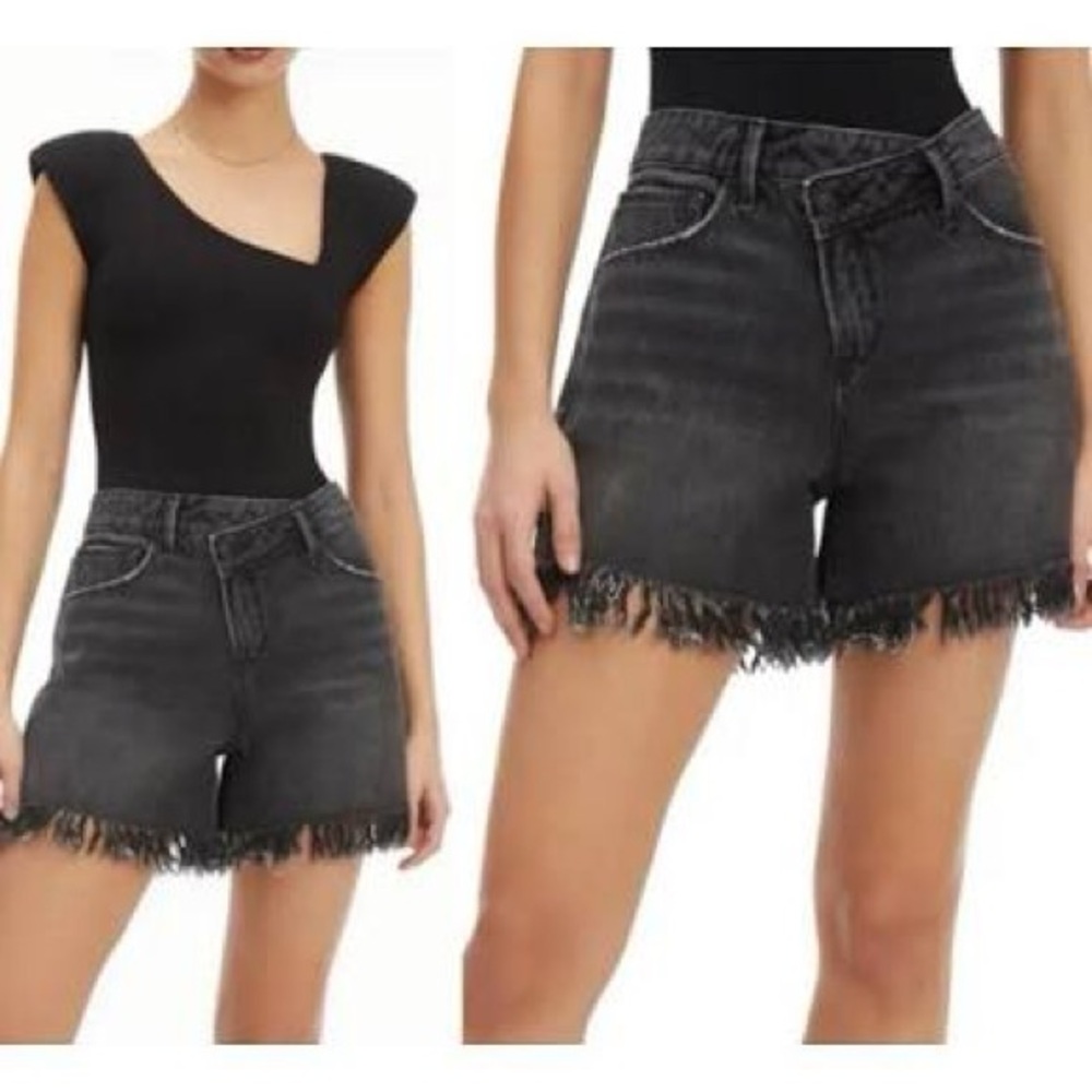 Good American Black Washed‎ Asymmetrical Fringe Shorts Size 2